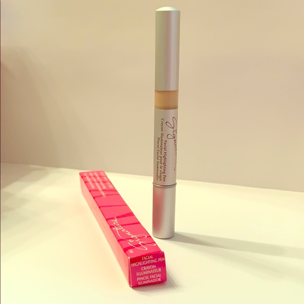 Mary Kay Shade 2 Facial Highlighting Pen